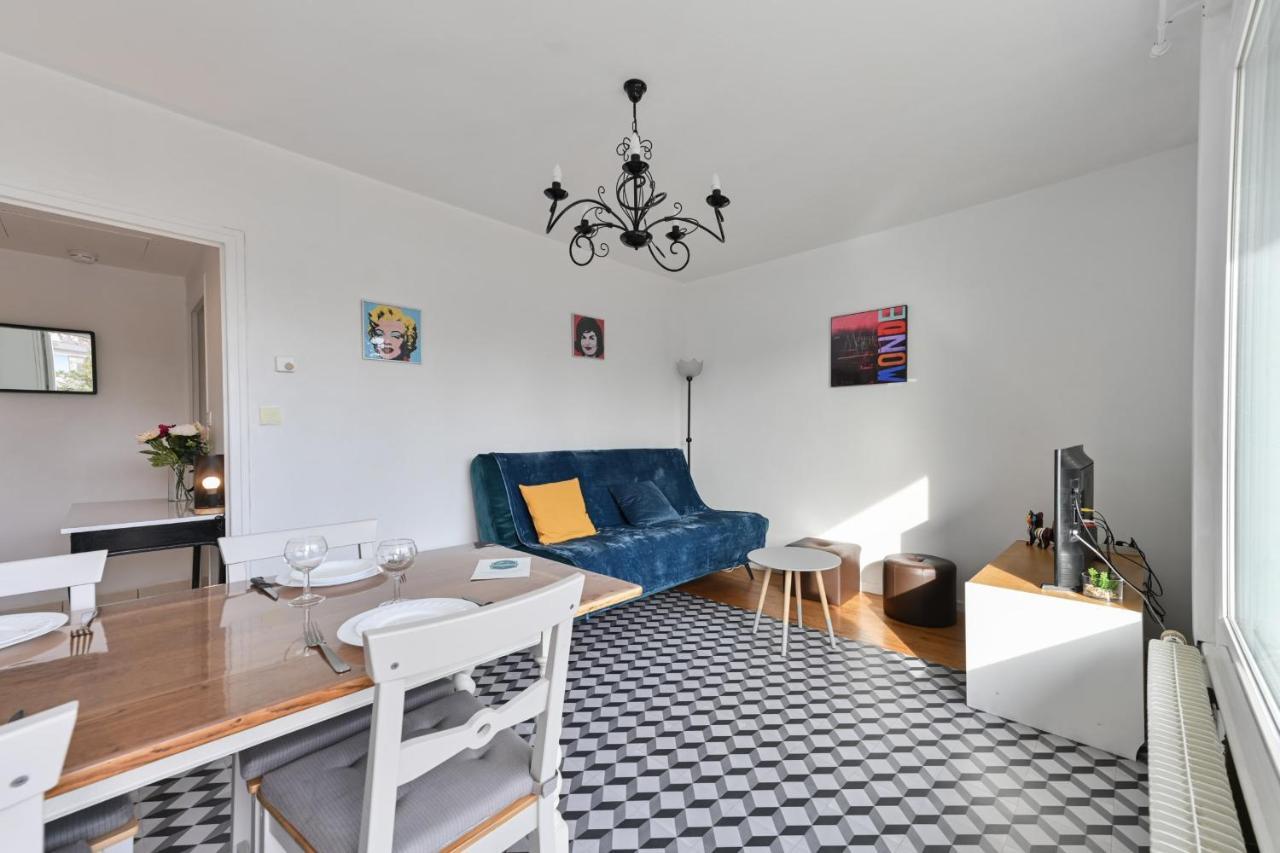 Le Boileau - Apartment For 4 People Parking And Balcony Close To The Lake อานซี ภายนอก รูปภาพ