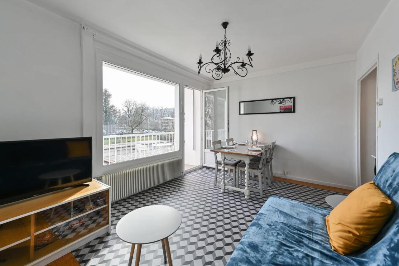Le Boileau - Apartment For 4 People Parking And Balcony Close To The Lake อานซี ภายนอก รูปภาพ