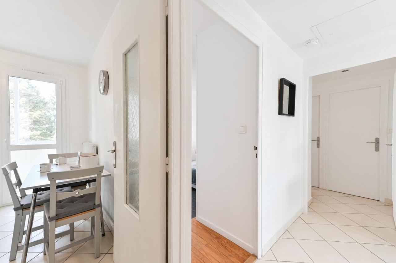 Le Boileau - Apartment For 4 People Parking And Balcony Close To The Lake อานซี ภายนอก รูปภาพ